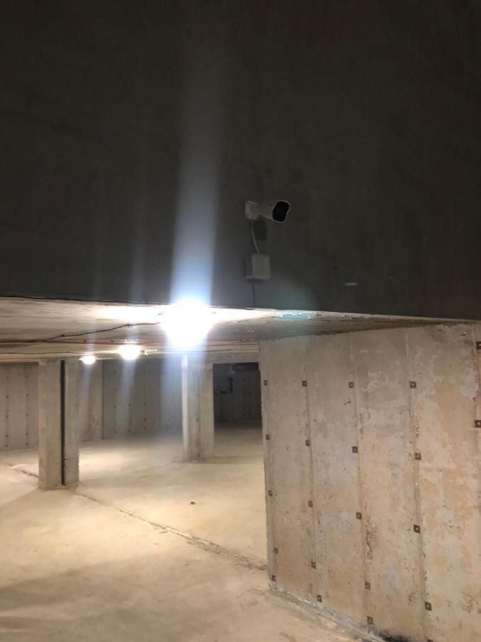 Luxury Apartment 2 Free Underground Parking بازارجيك المظهر الخارجي الصورة